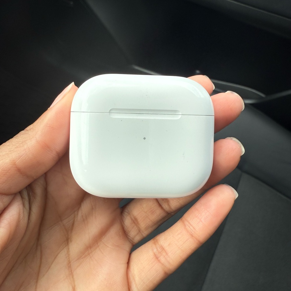 Apple AirPods (3rd generation)